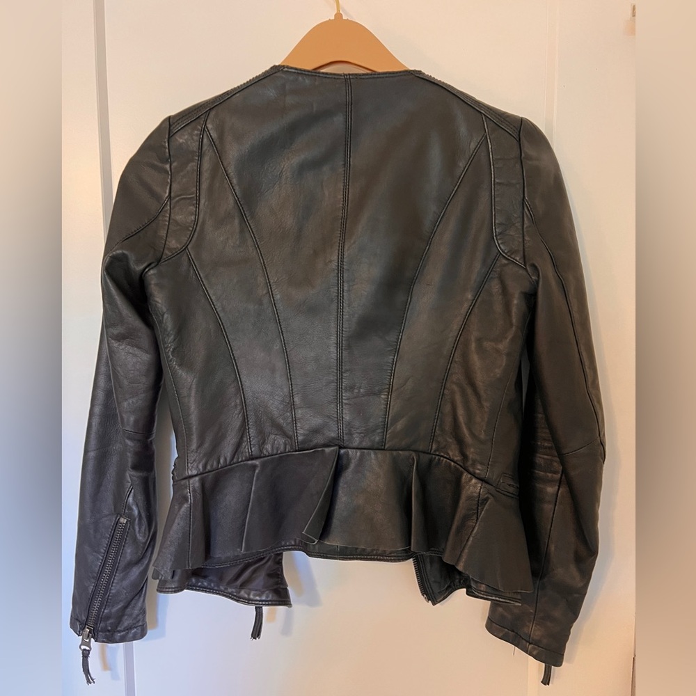 Zara Women's Black Leather Jacket - Picture 3 of 15